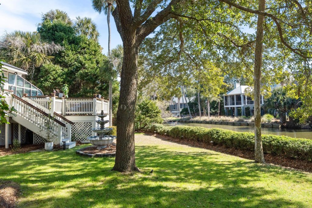 Photo of 6 Sandwedge Lane, Isle of Palms, SC 29451 (MLS # 26004493)