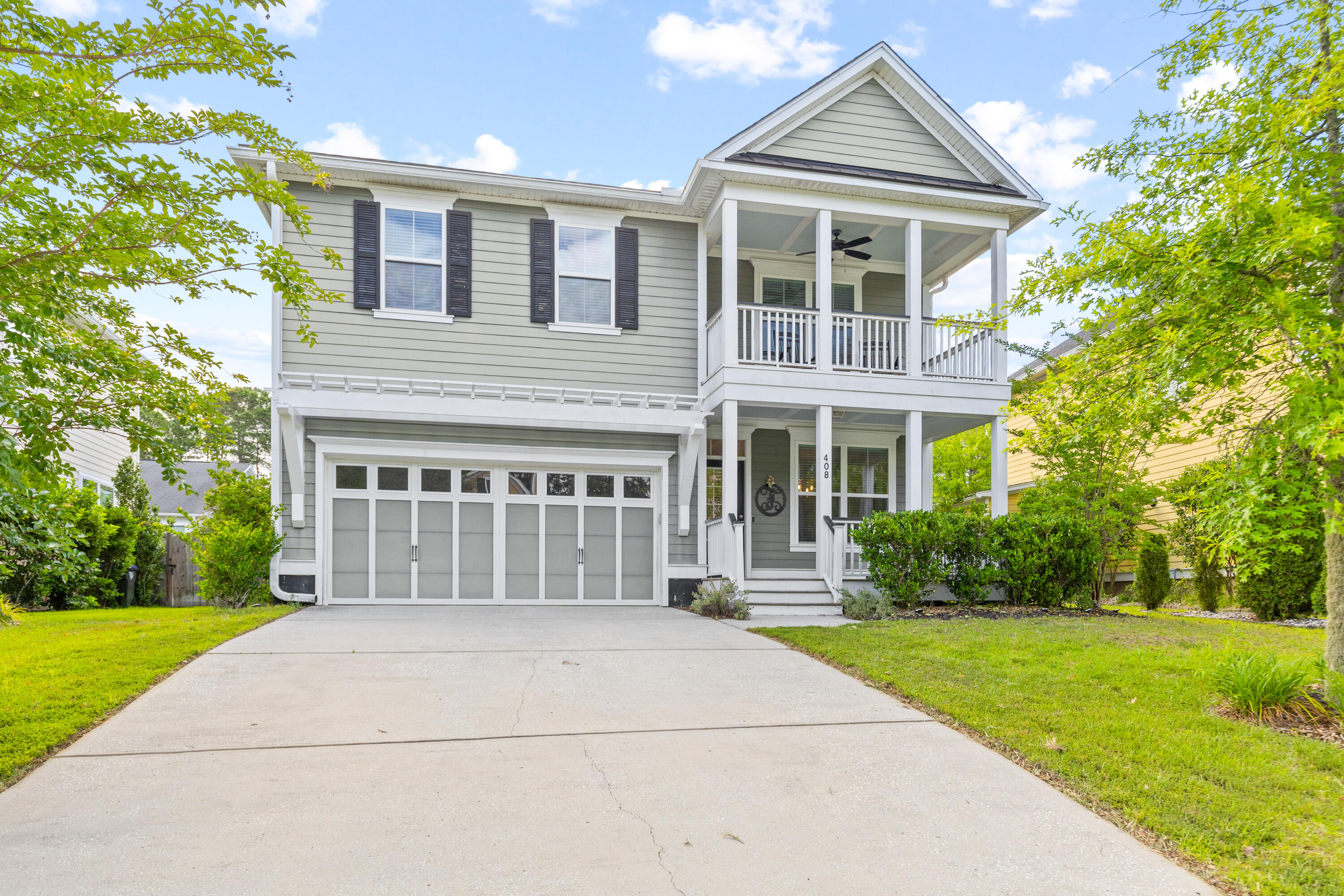 View Summerville, SC 29483 house