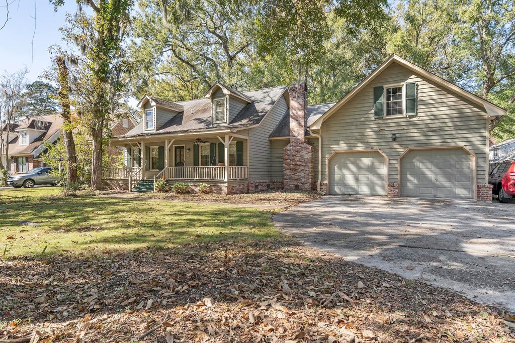 Photo of 110 Bindon Circle, North Charleston, SC 29418 (MLS # 25030005)