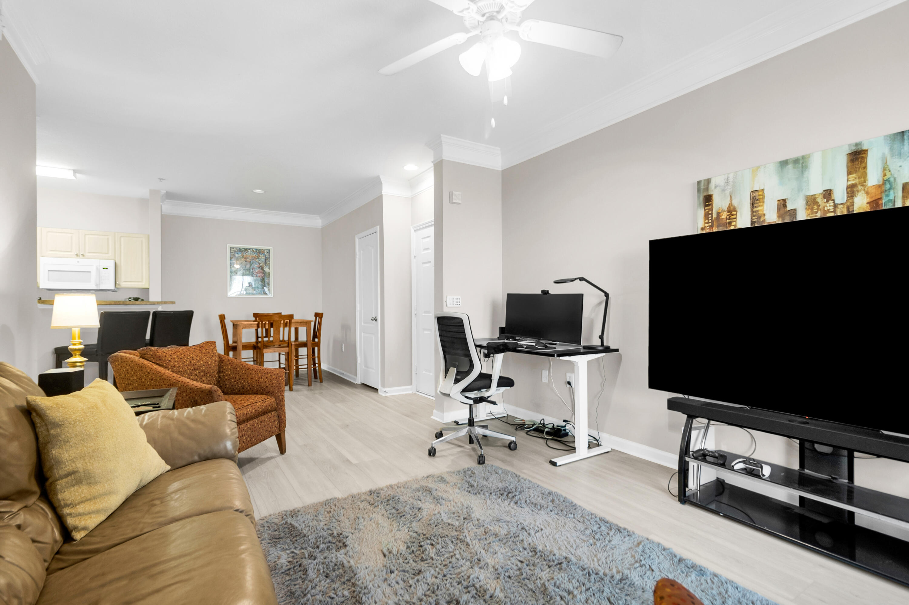 1300 Park West Boulevard 812