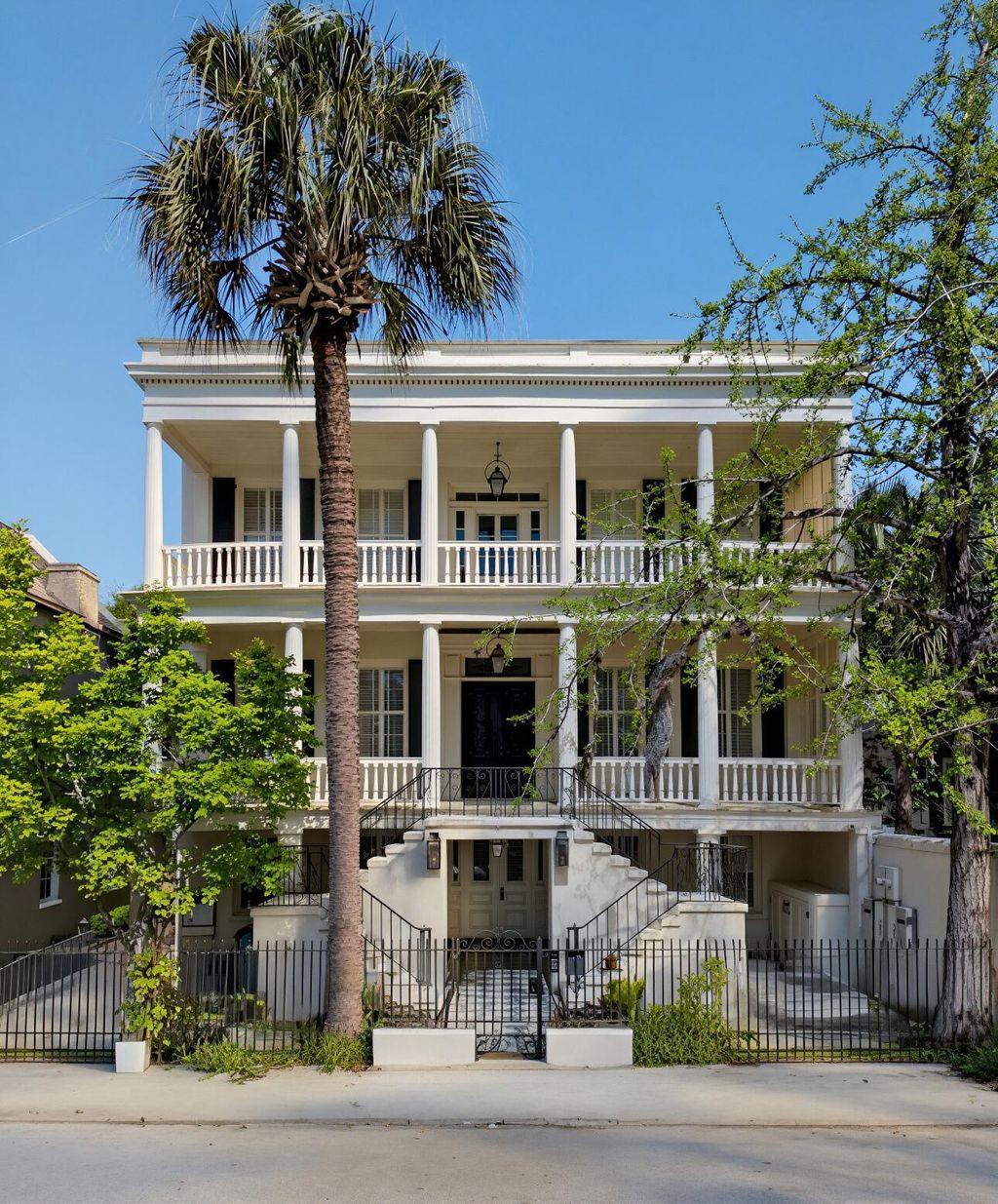 Photo of 36 Society Street, Charleston, SC 29401 (MLS # 26007985)