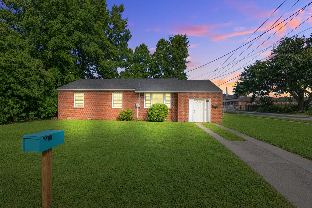 Photo of 2807 Martha Drive, North Charleston, SC 29405 (MLS # 26029204)