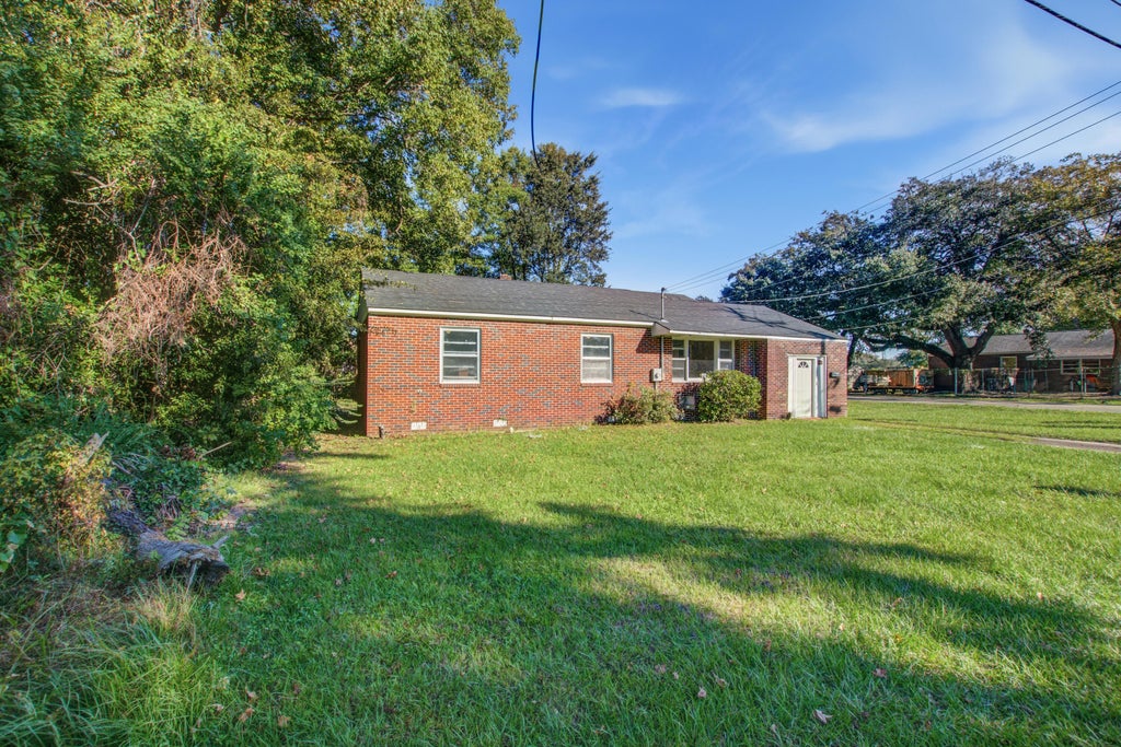 Photo of 2807 Martha Drive, North Charleston, SC 29405 (MLS # 26029204)