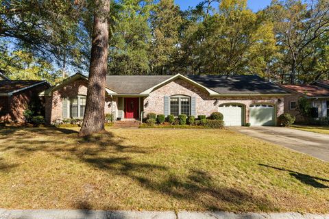 219 Runnymede Lane Summerville SC 29485