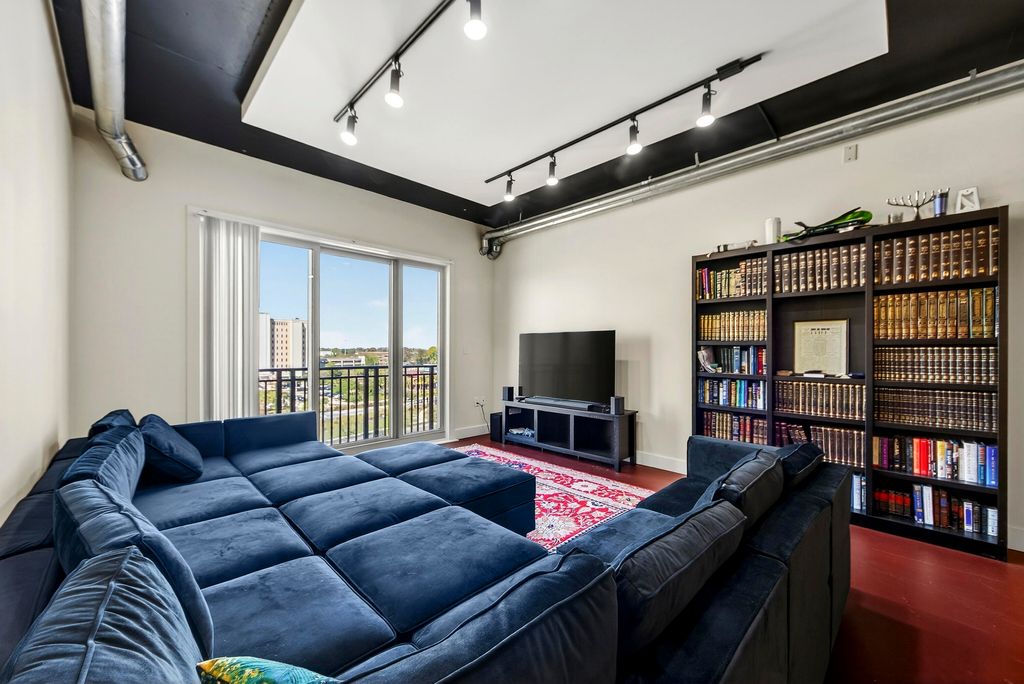 Photo of 150 Bee Street #Apt 713, Charleston, SC 29401 (MLS # 26008100)