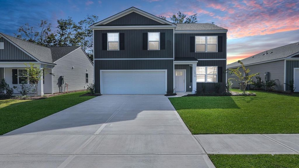 Photo of 1070 Forrest Creek Drive, Summerville, SC 29483 (MLS # 25022886)