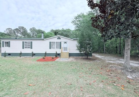 546 Pauline Drive Bonneau SC 29431