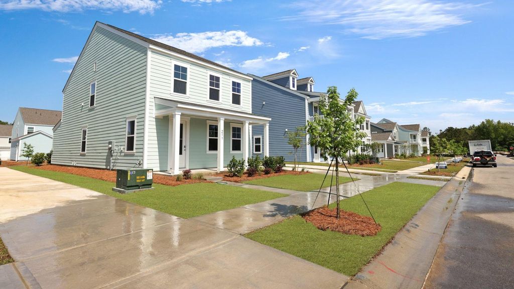 Photo of 211 Terrace View Drive, Summerville, SC 29486 (MLS # 25009609)