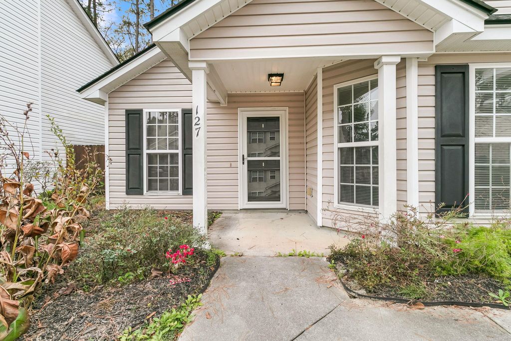 Photo of 127 Trickle Drive, Summerville, SC 29483 (MLS # 25031950)