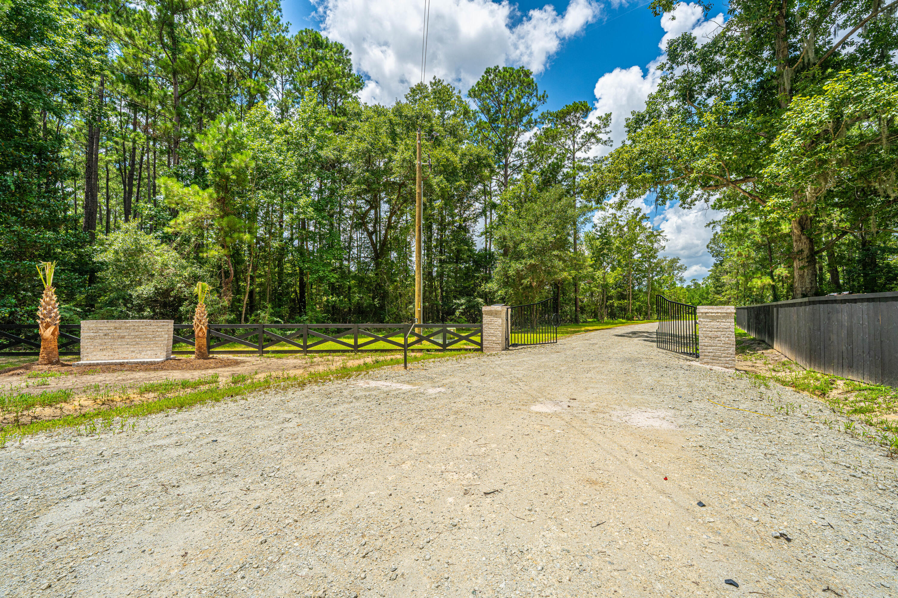 007 Southern Acres Lane