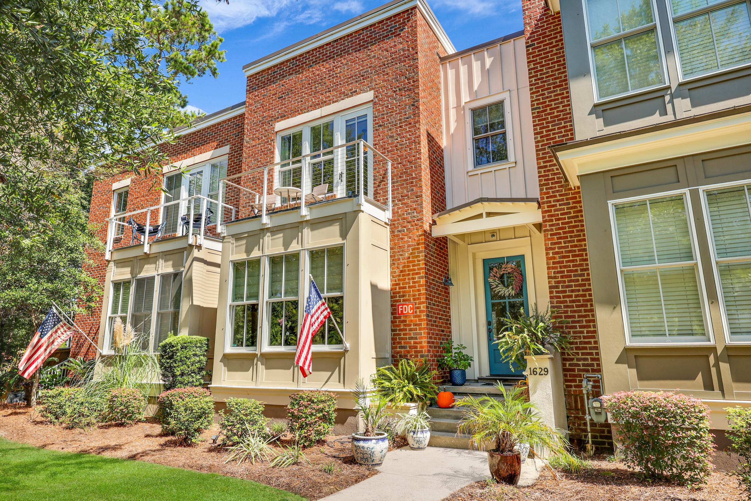 1629 Grey Marsh Road