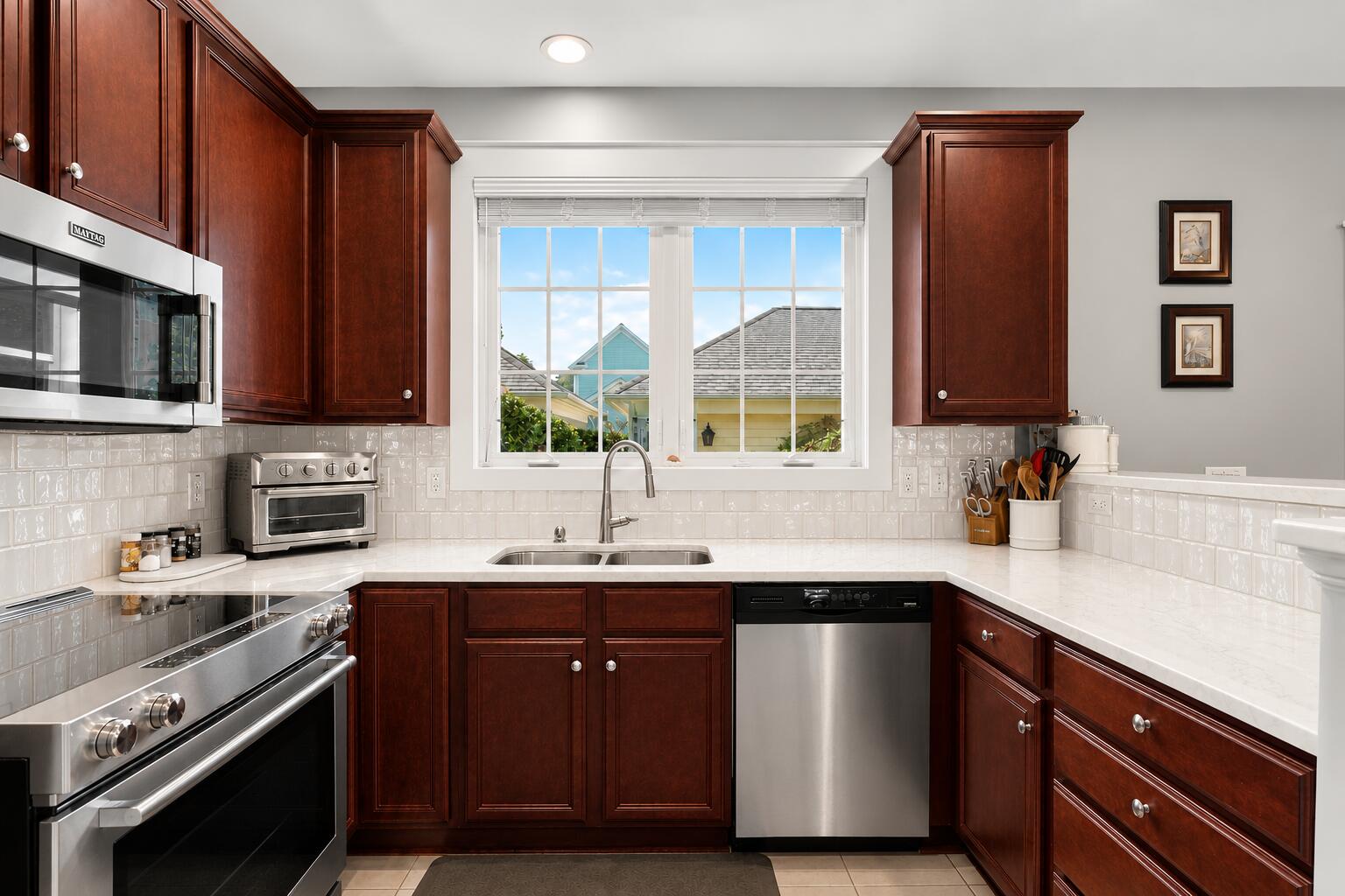 815 Soaring Lane