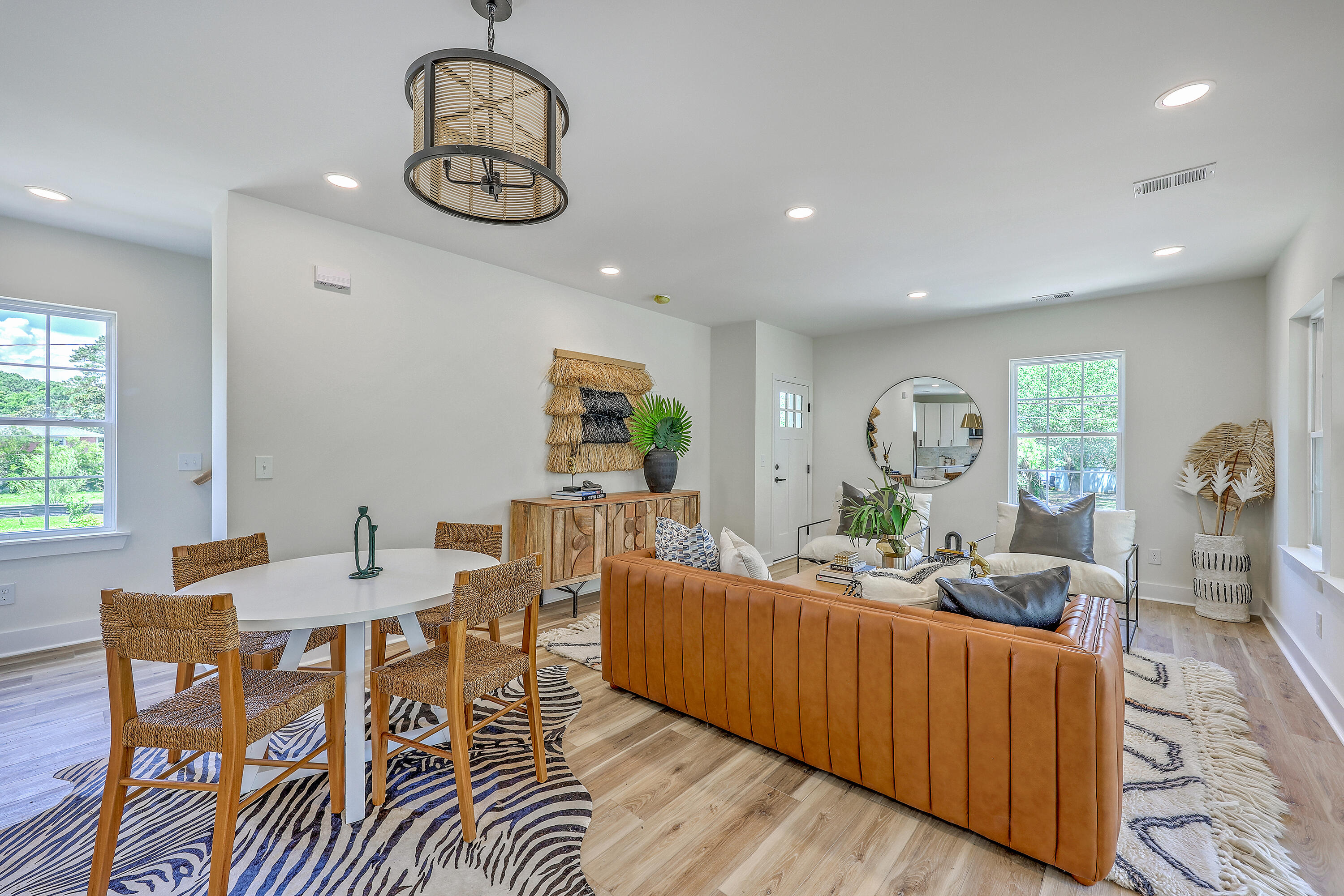 1685 Old Military Road