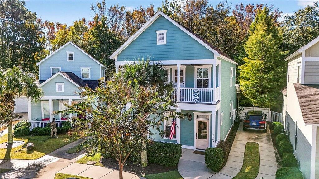 Photo of 1149 Wexford Park Park, Mount Pleasant, SC 29466 (MLS # 26001320)