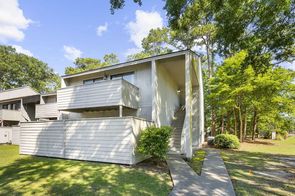 Photo of 208 Greencastle Drive, Goose Creek, SC 29445 (MLS # 26014175)