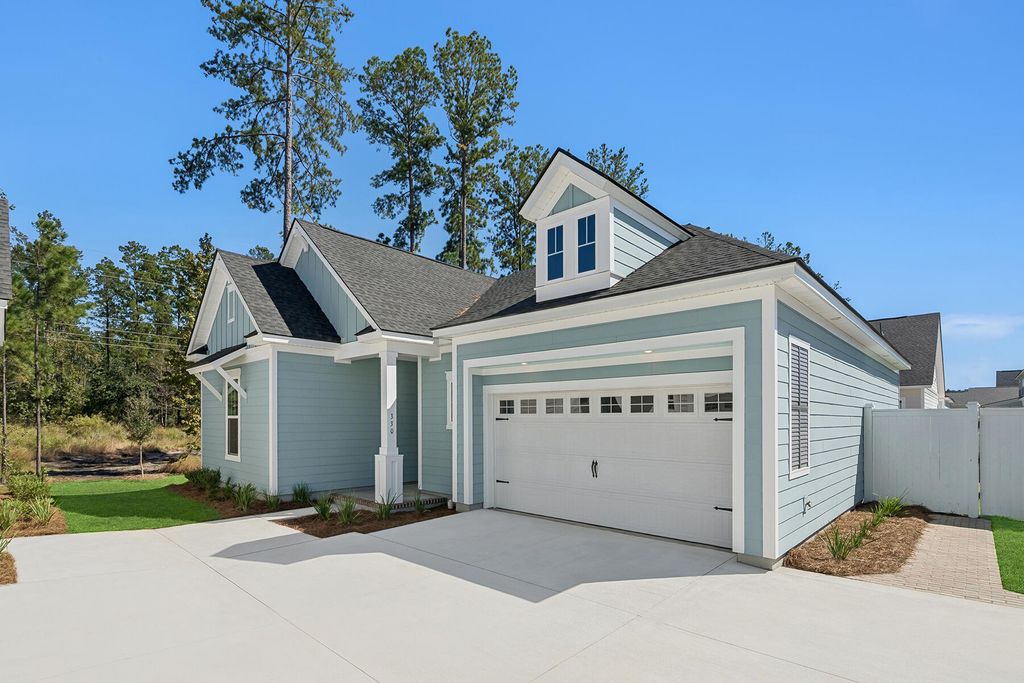 Photo of 330 Trailmore Lane, Summerville, SC 29486 (MLS # 25014992)
