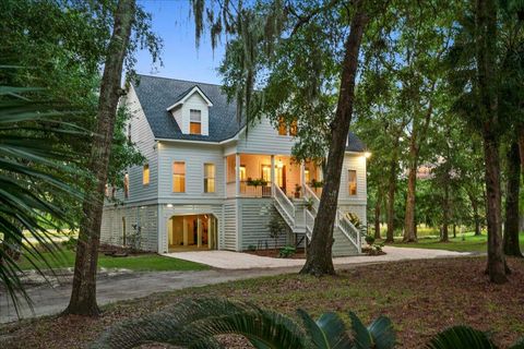 A home in Edisto Island