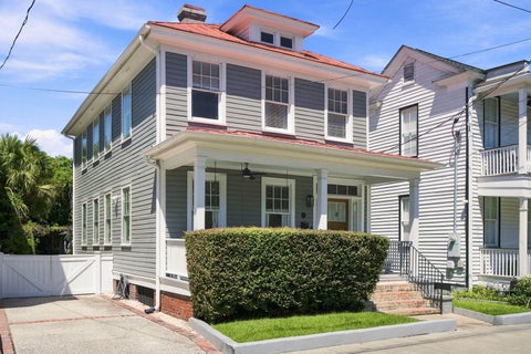 Photo of 4 Carolina Street, Charleston, SC 29403 (MLS # 26025277)
