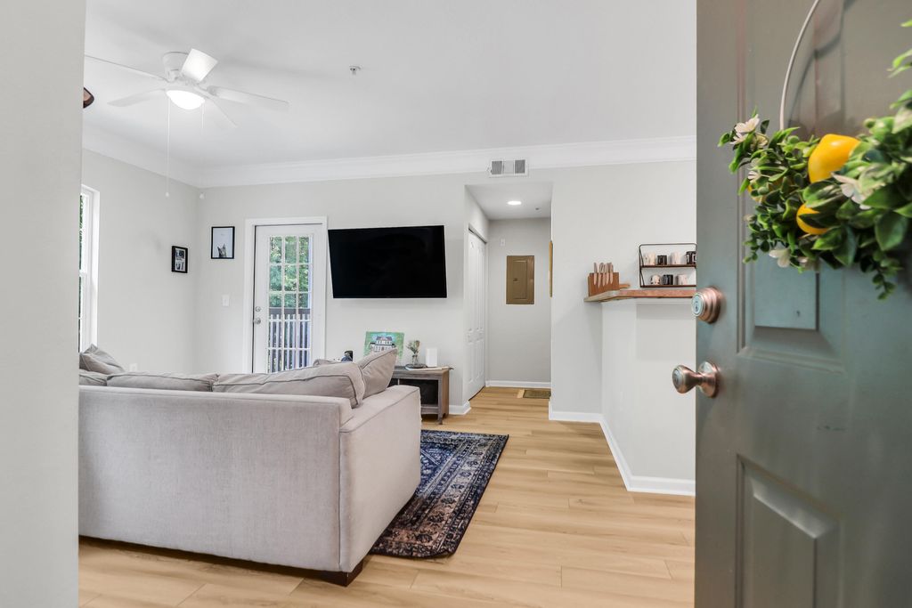 Photo of 1300 Park West Boulevard #Unit 512, Mount Pleasant, SC 29466 (MLS # 26009382)