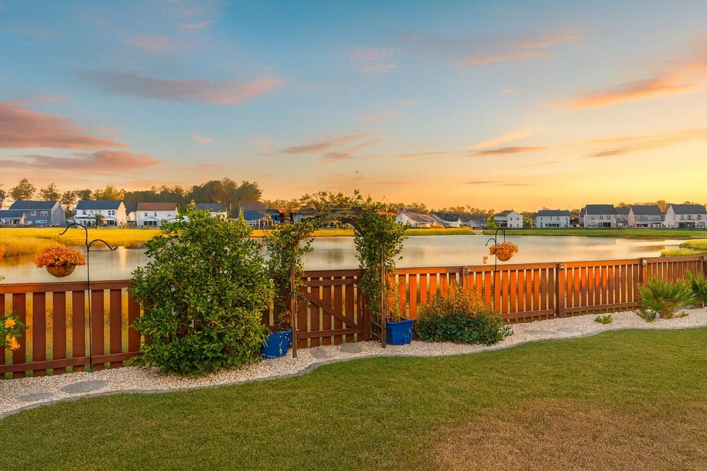 Photo of 116 Stagecoach Avenue, Summerville, SC 29486 (MLS # 25031365)