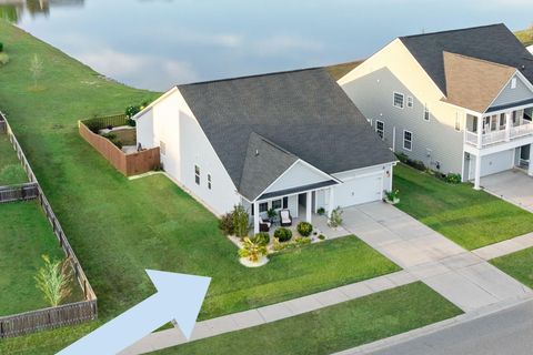 116 Stagecoach Avenue Summerville SC 29486