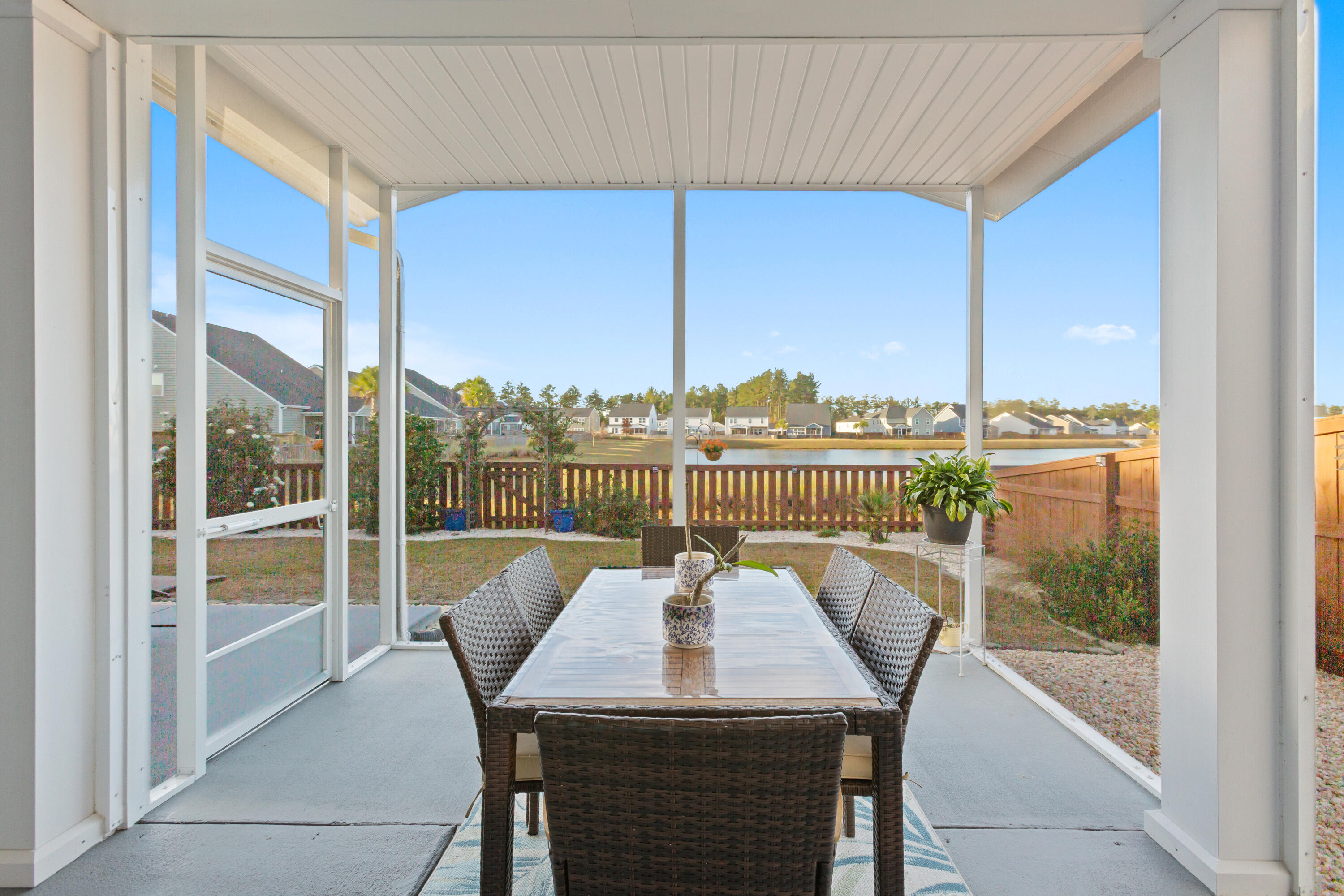 116 Stagecoach Avenue