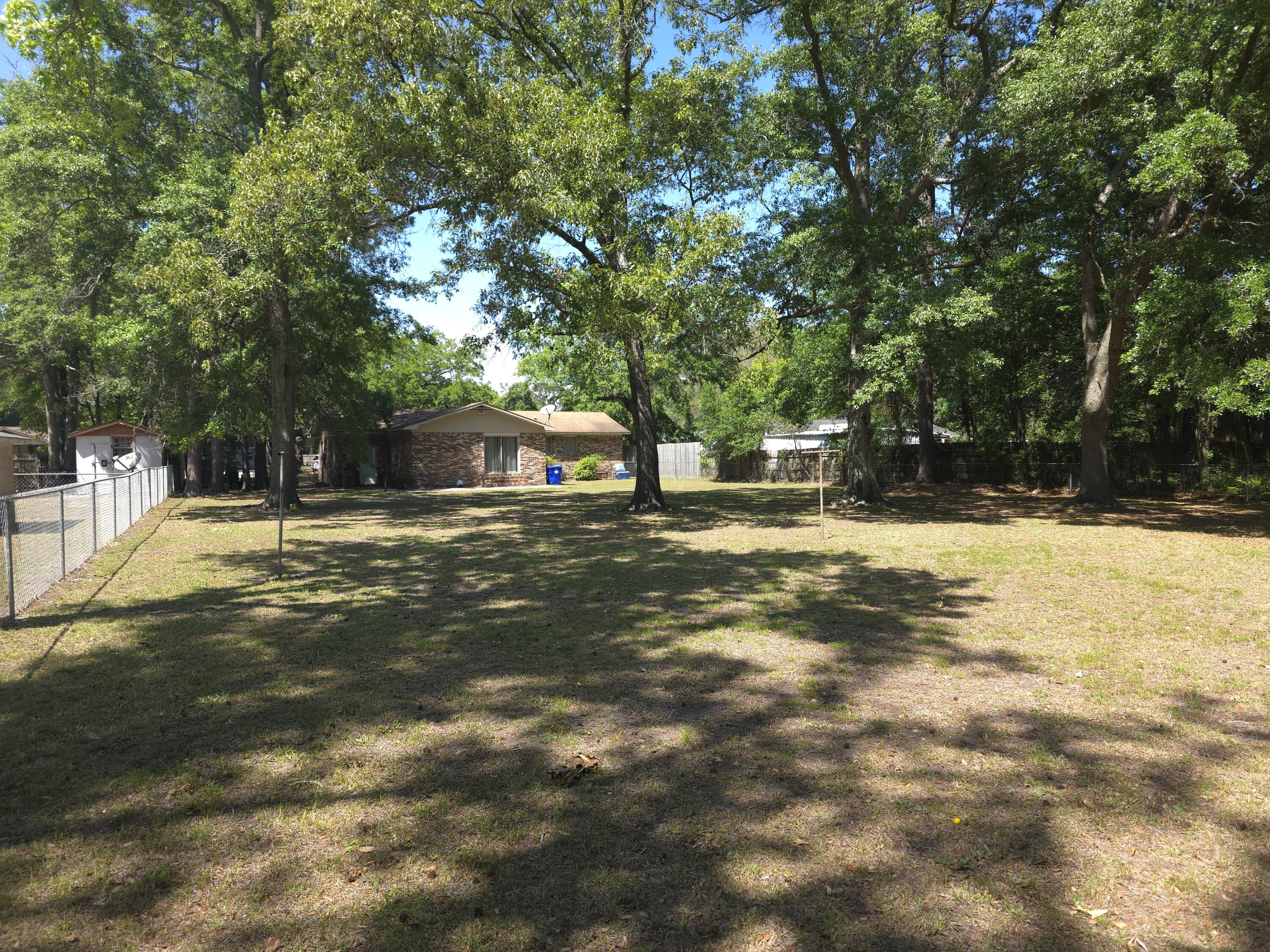 1541 Fort Johnson Road