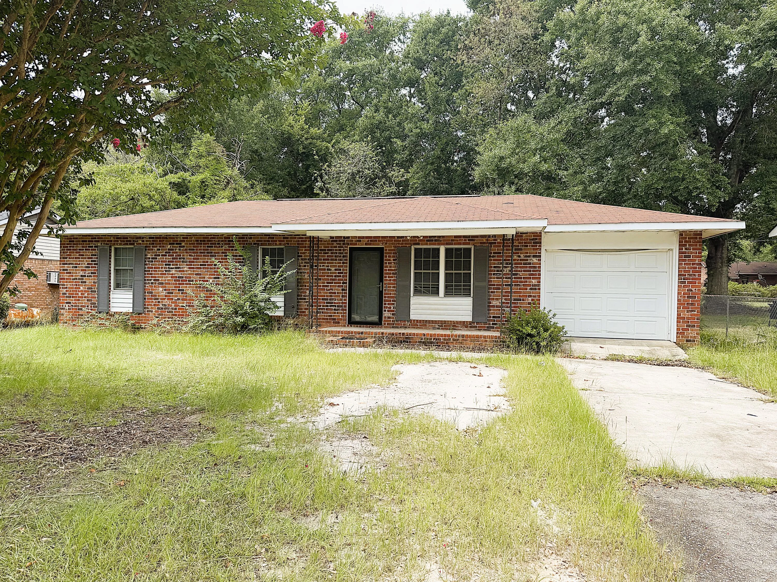 1605 Clinton Street, Barnwell, SC, 29812