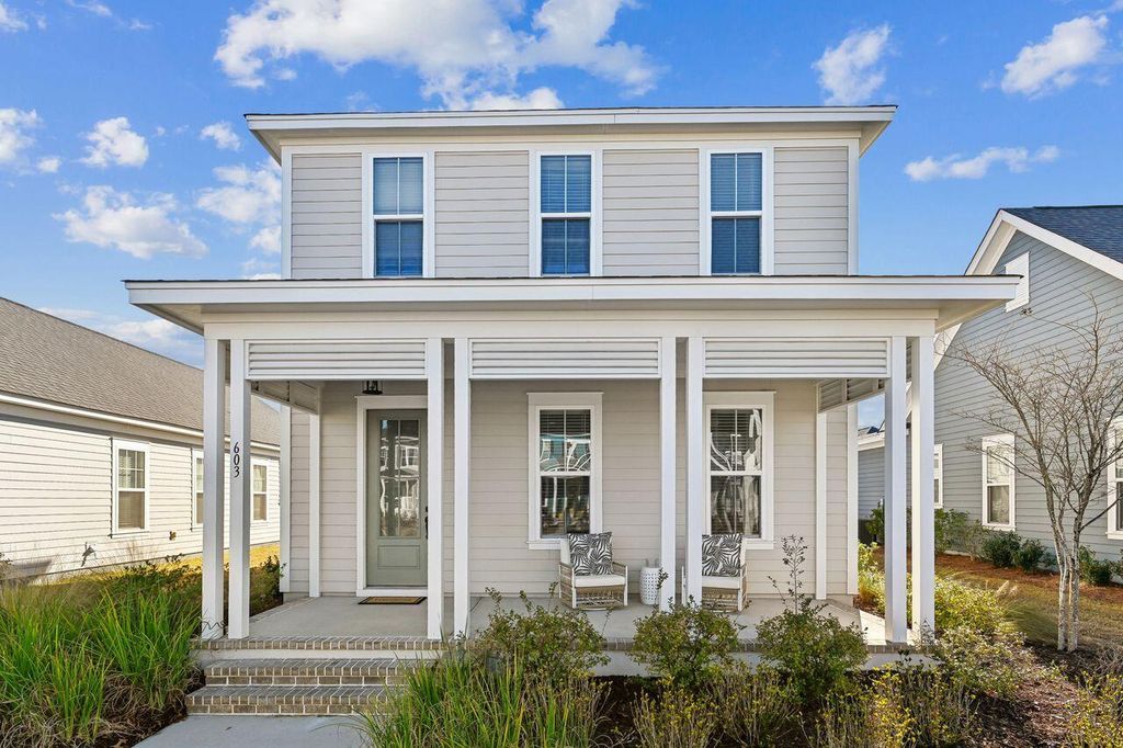 Photo of 603 Blueway Avenue, Summerville, SC 29486 (MLS # 26002274)