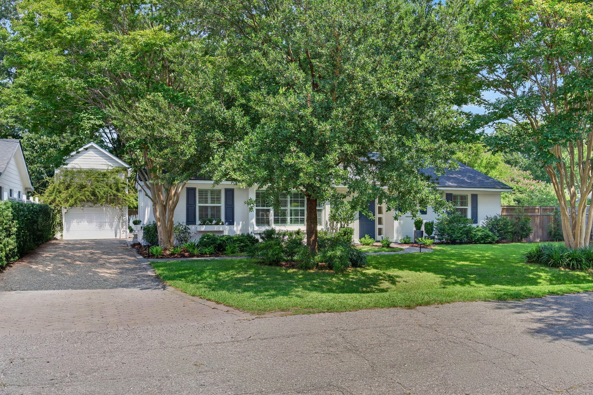4 Ashdale Drive
