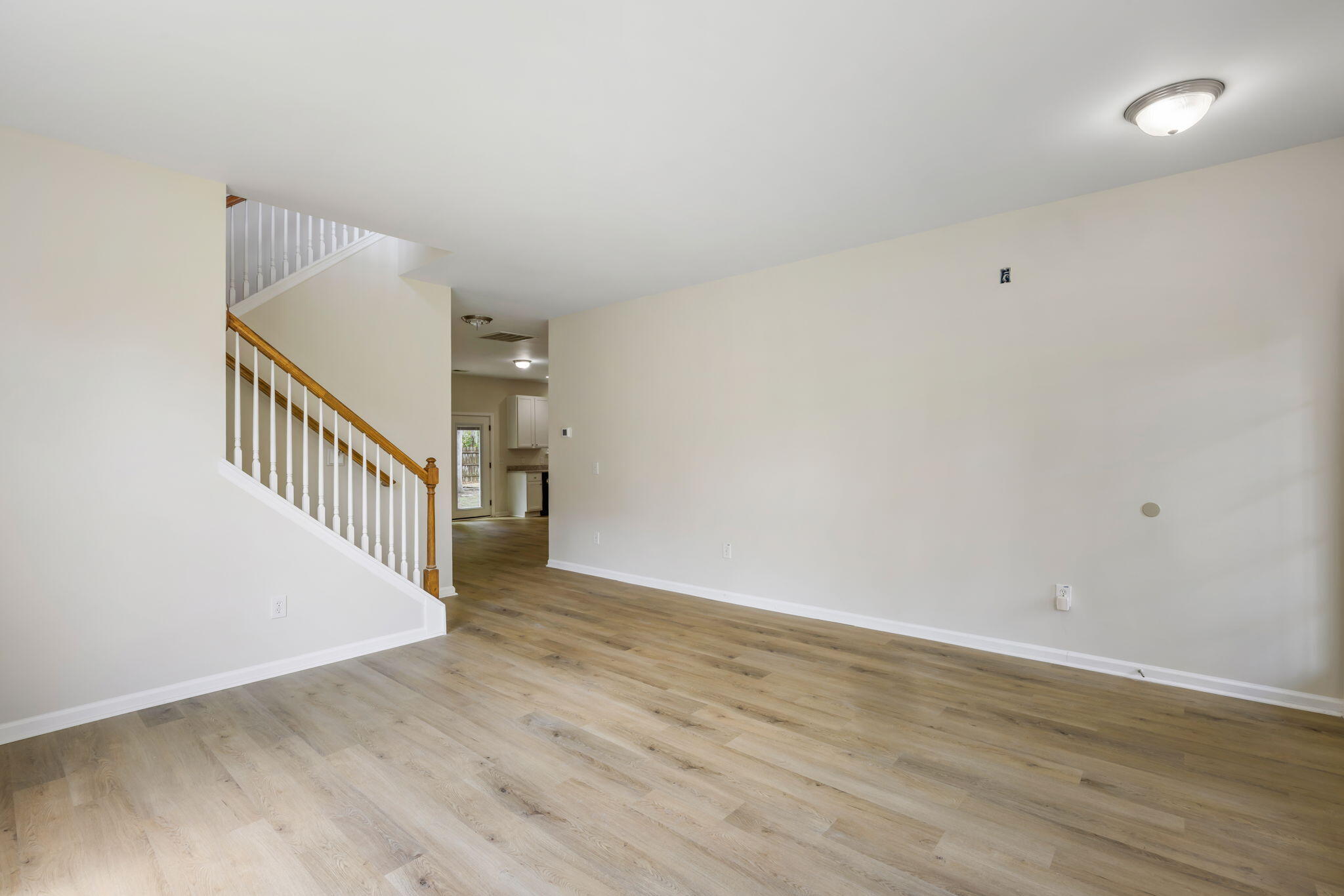3004 Nantuckett Avenue