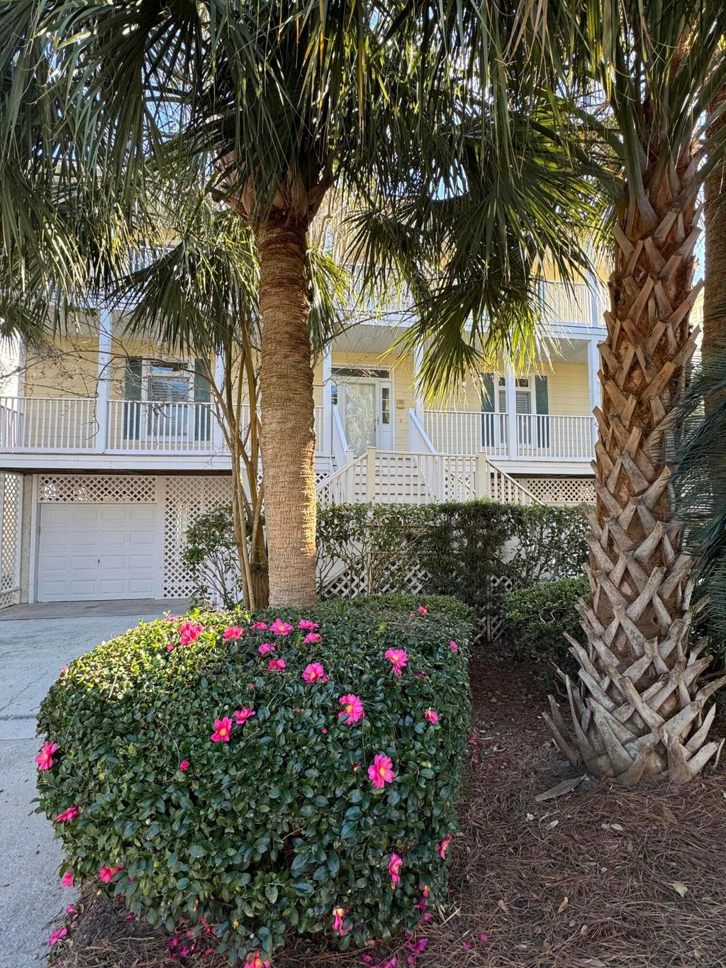 Photo of 6 Morgan Place Drive, Isle of Palms, SC 29451 (MLS # 25029533)