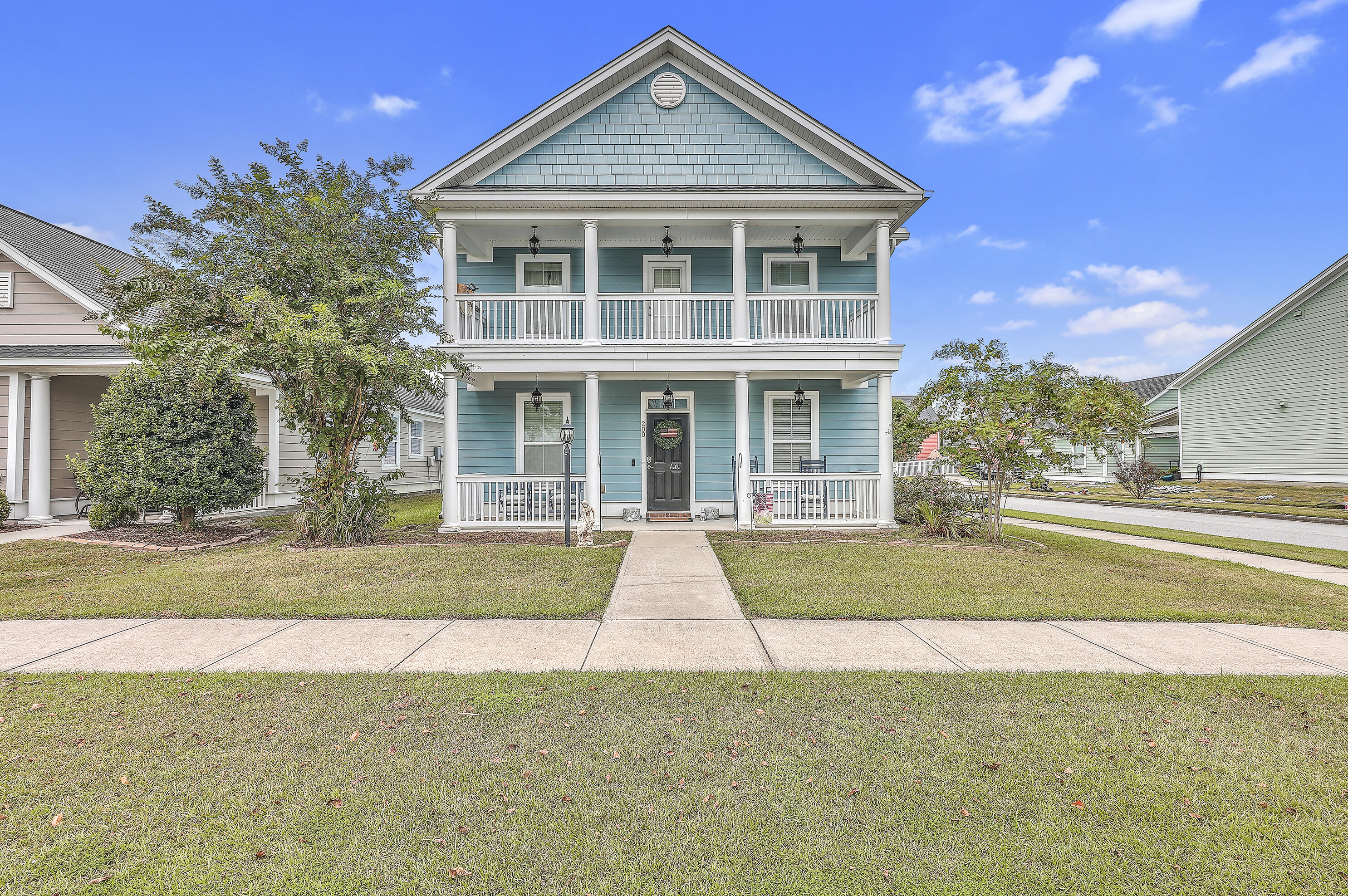 200 Crossandra Avenue