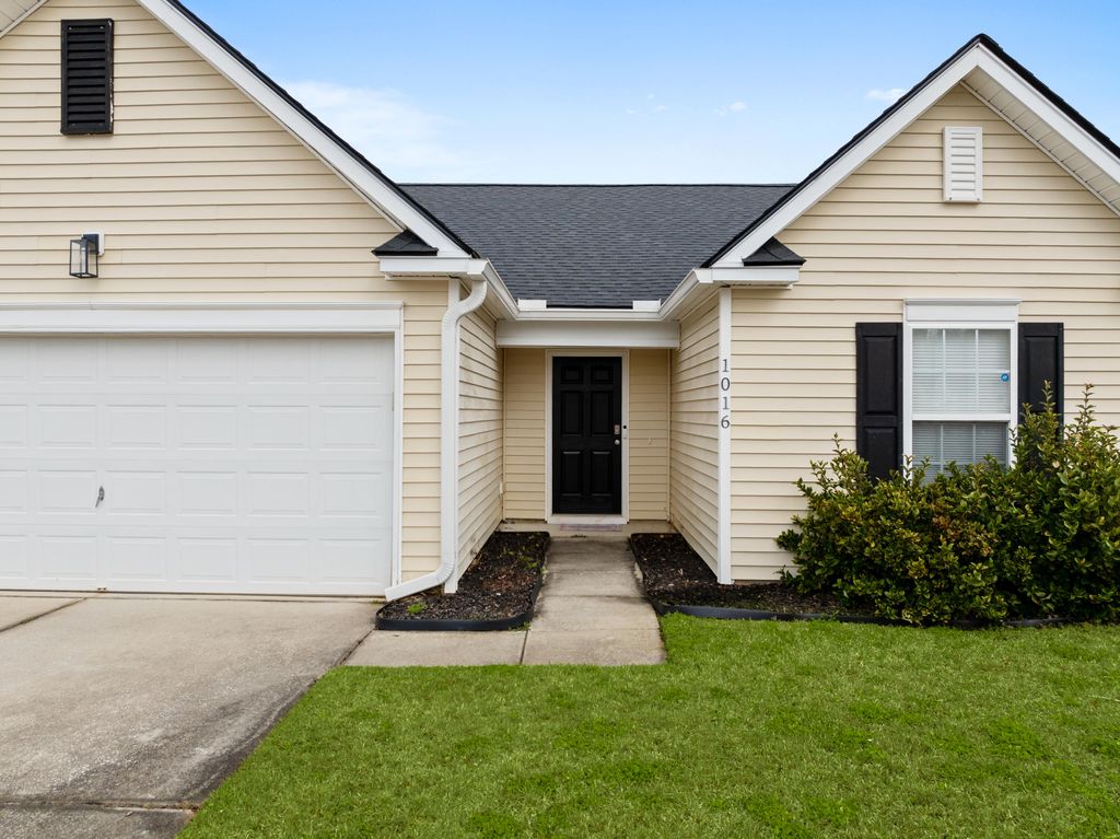 Photo of 1016 Whitlow Boulevard, Summerville, SC 29483 (MLS # 26005993)