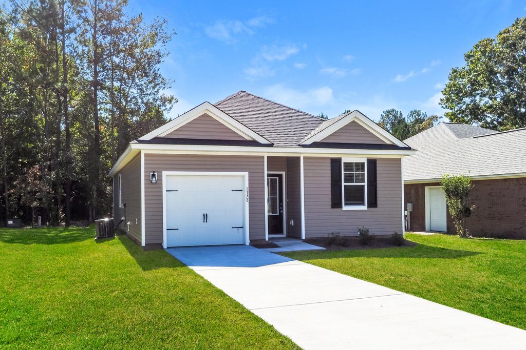 Photo of 1178 Warrens Way, Manning, SC 29102 (MLS # 26012584)