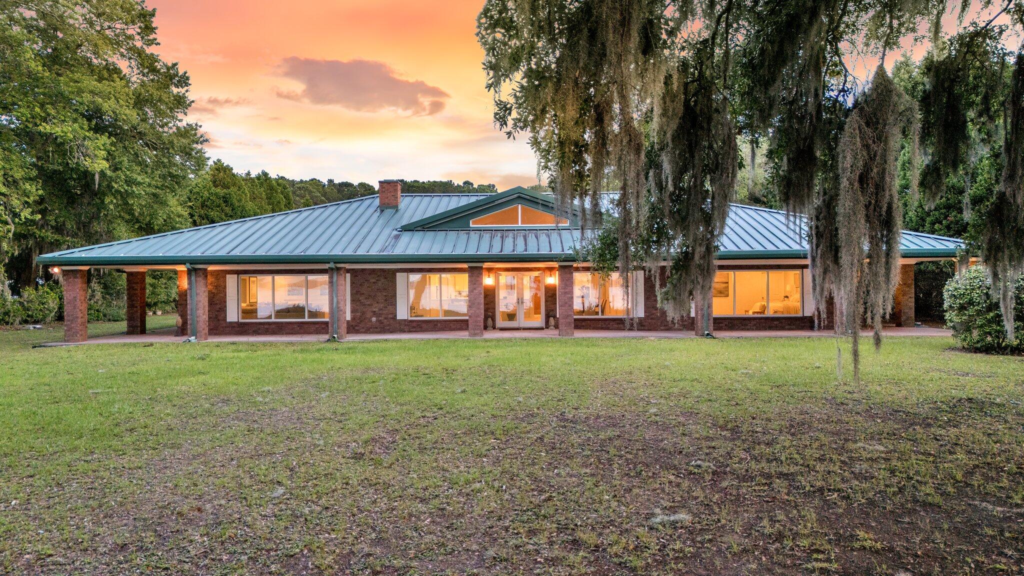 1085 Harts Bluff Road