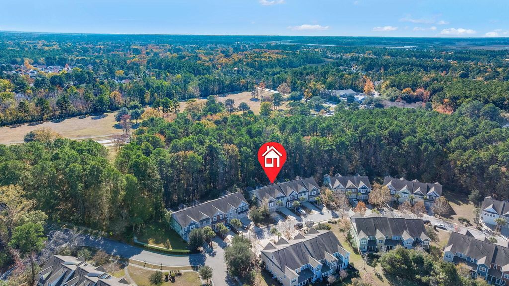 Photo of 2008 Kings Gate Lane, Mount Pleasant, SC 29466 (MLS # 26000595)