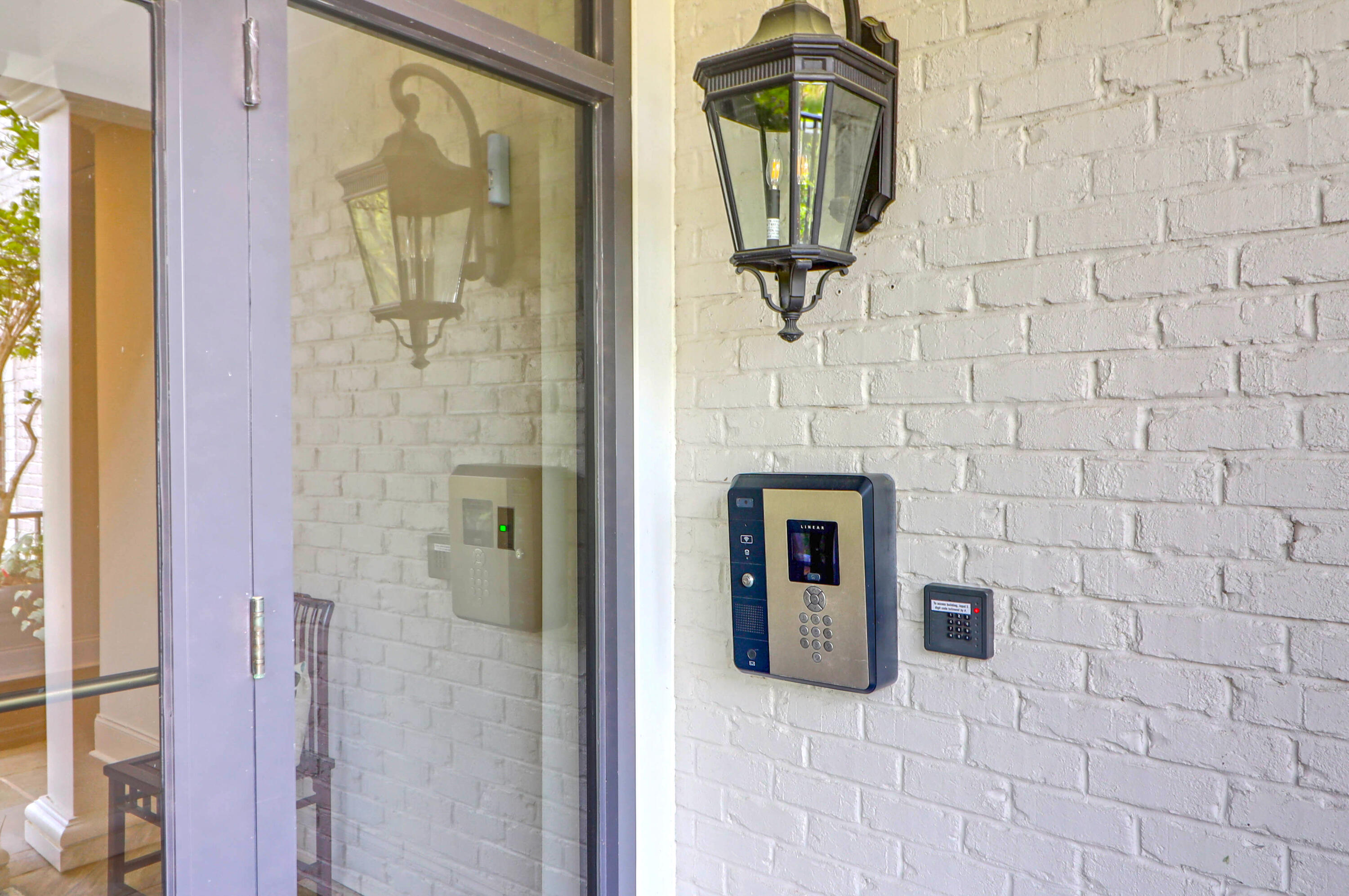 108 Fairbanks Oak Alley 401