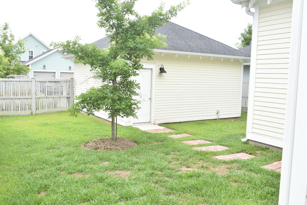 Photo of 139 Clear Bend Lane, Summerville, SC 29486 (MLS # 26014034)