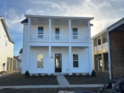 Photo of 1033 Adirondack Drive, Summerville, SC 29485 (MLS # 26007551)