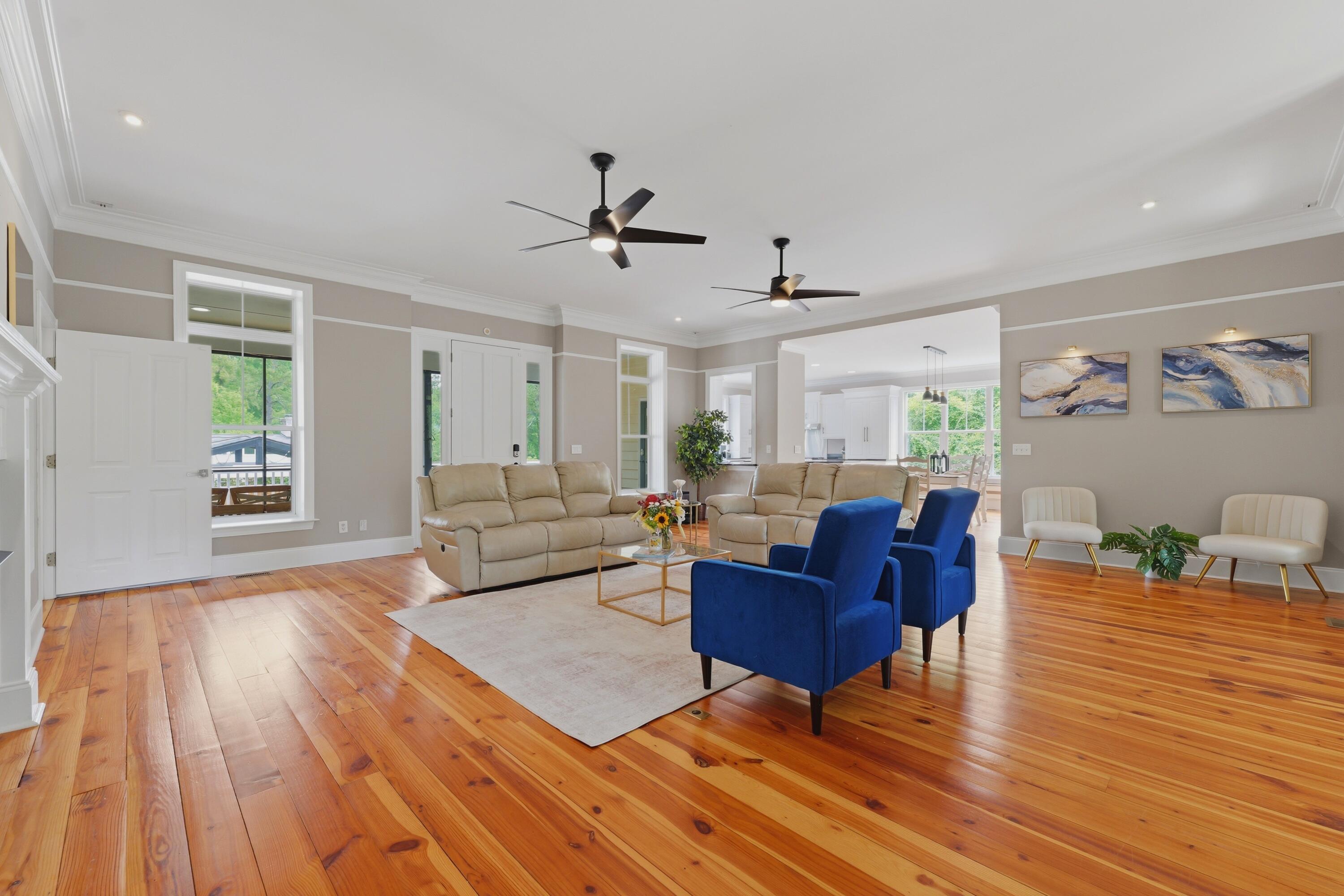 206 Clifton St, Summerville, SC, 29483, USA, 4 Bedrooms Bedrooms, ,5 BathroomsBathrooms,Residential,Active,206 Clifton St,26017773