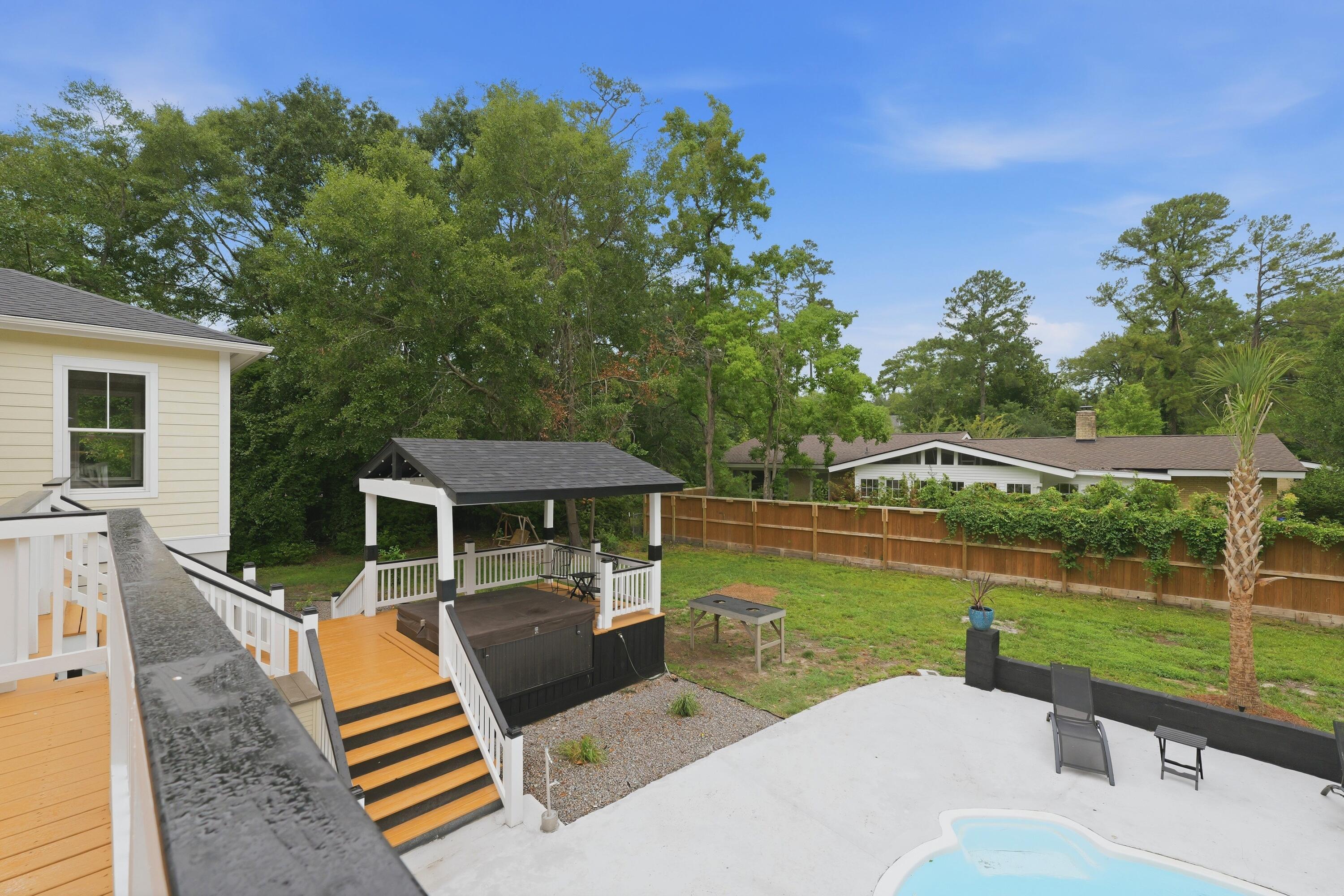 206 Clifton St, Summerville, SC, 29483, USA, 4 Bedrooms Bedrooms, ,5 BathroomsBathrooms,Residential,Active,206 Clifton St,26017773