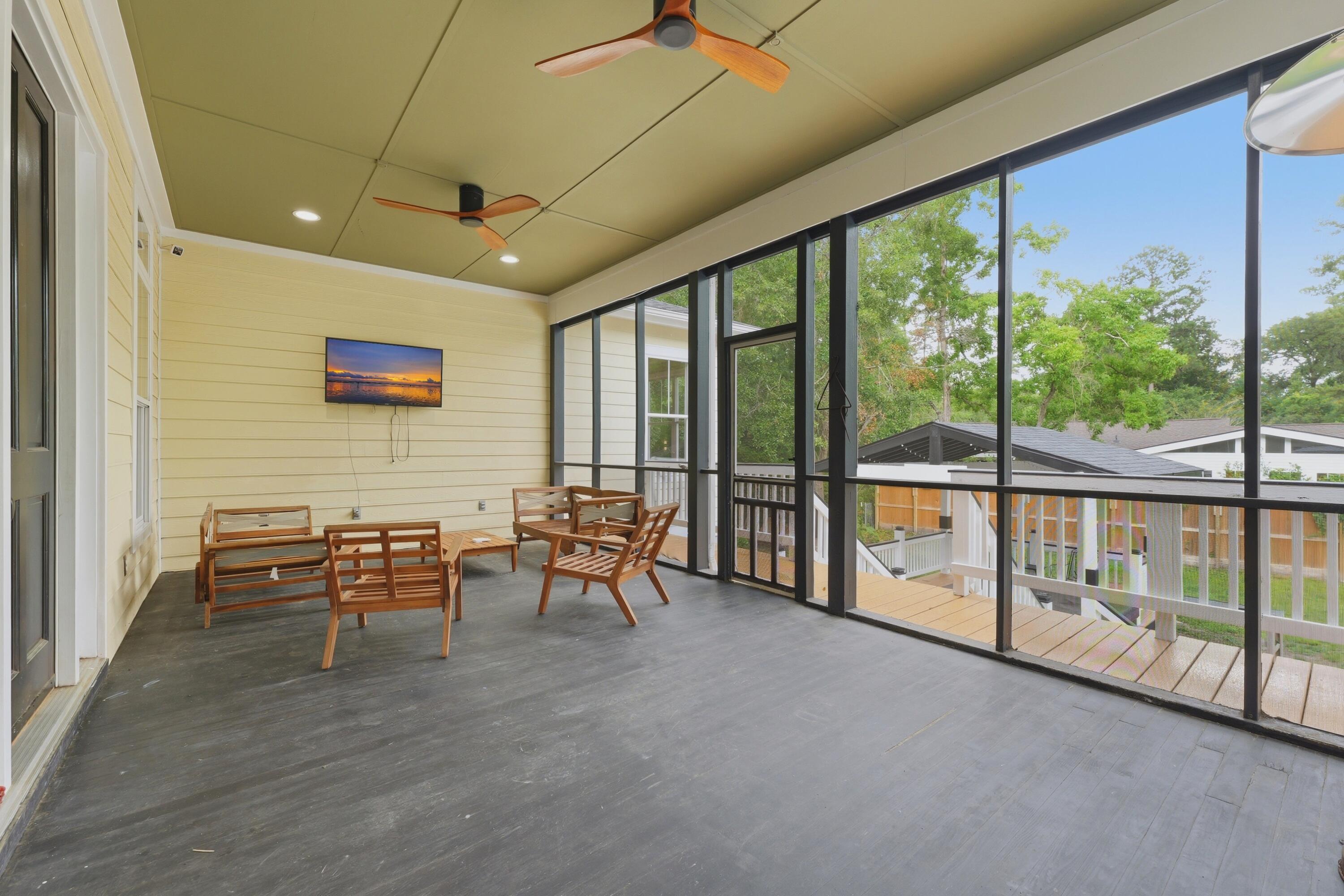 206 Clifton St, Summerville, SC, 29483, USA, 4 Bedrooms Bedrooms, ,5 BathroomsBathrooms,Residential,Active,206 Clifton St,26017773