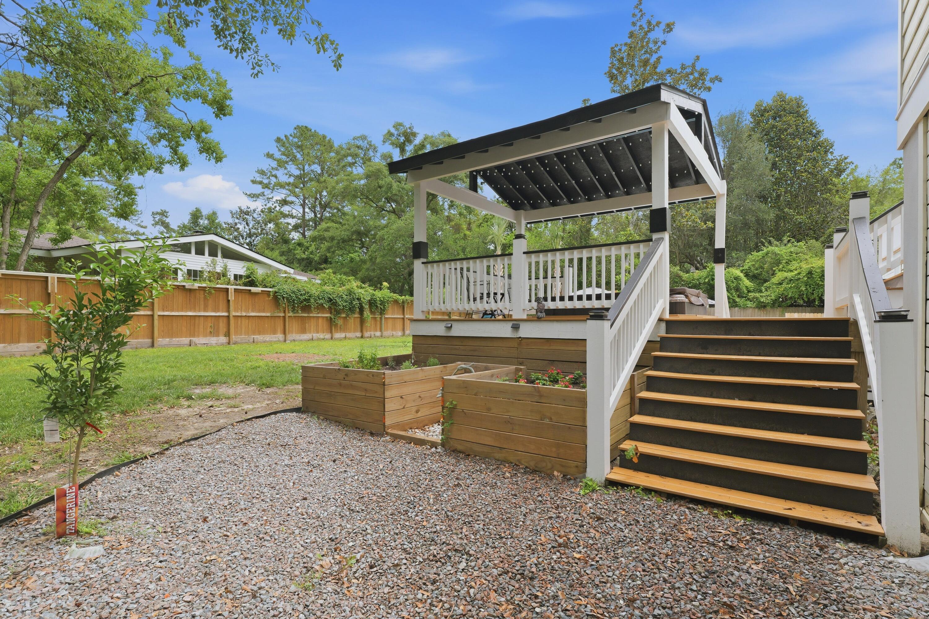 206 Clifton St, Summerville, SC, 29483, USA, 4 Bedrooms Bedrooms, ,5 BathroomsBathrooms,Residential,Active,206 Clifton St,26017773