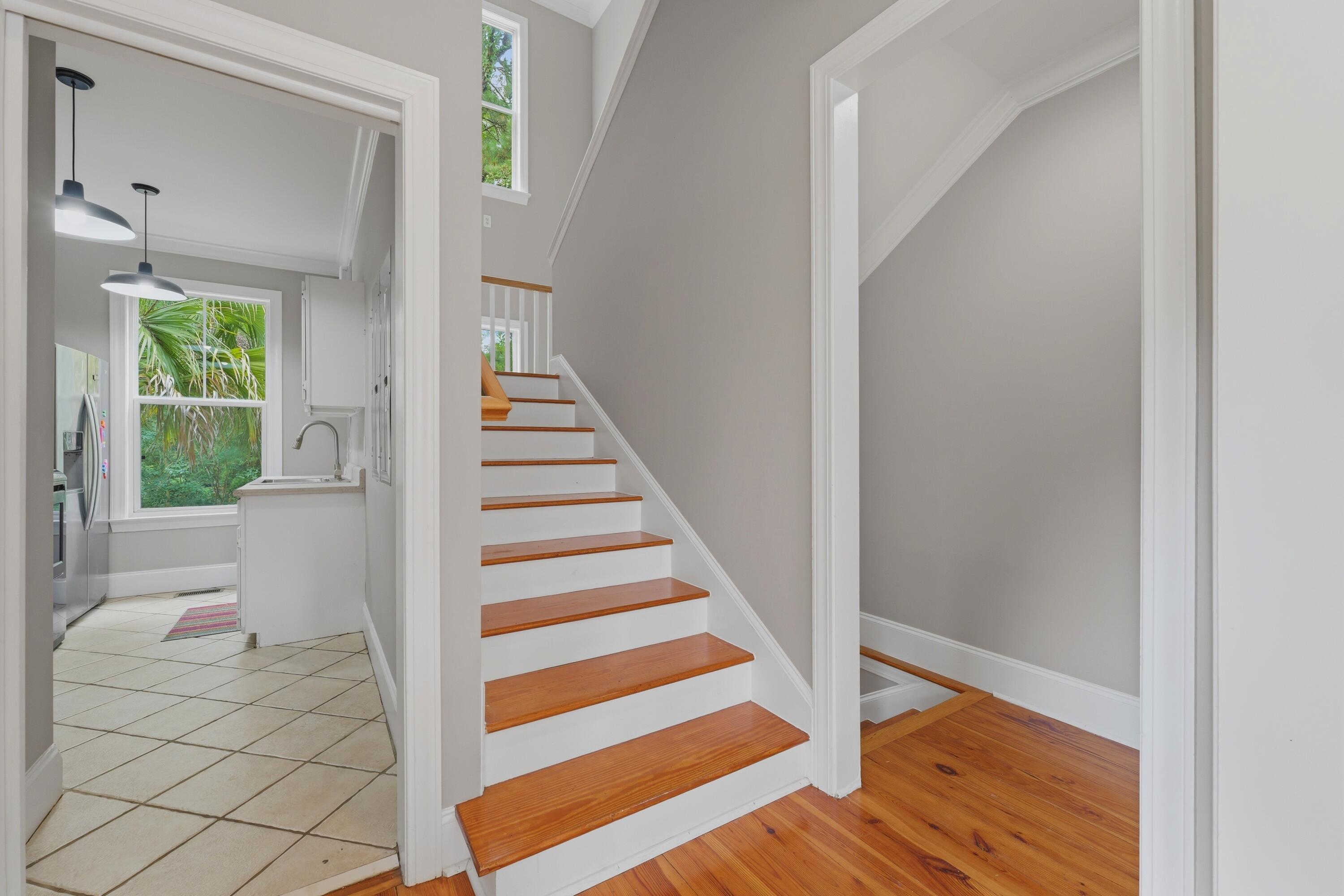 206 Clifton St, Summerville, SC, 29483, USA, 4 Bedrooms Bedrooms, ,5 BathroomsBathrooms,Residential,Active,206 Clifton St,26017773