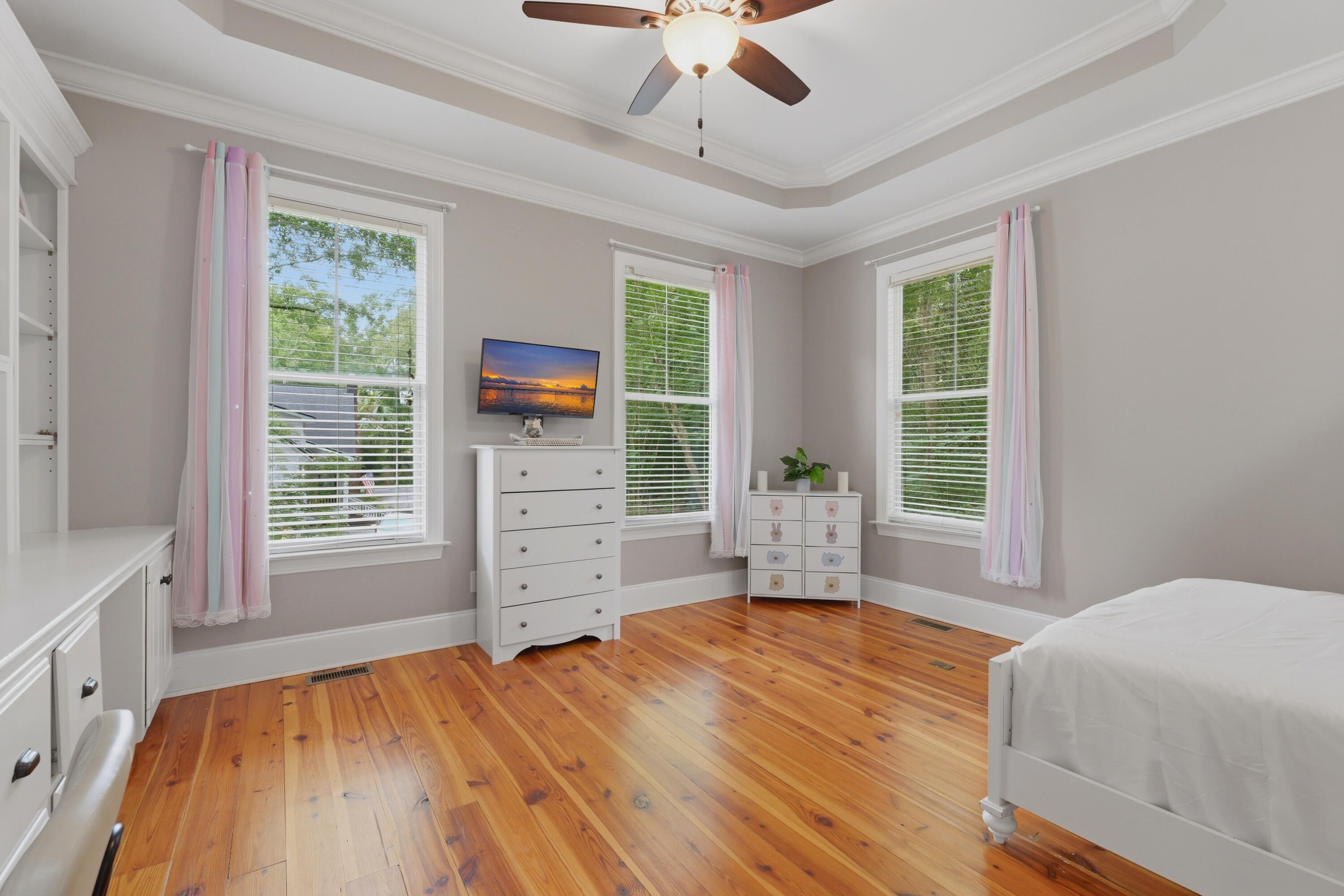206 Clifton St, Summerville, SC, 29483, USA, 4 Bedrooms Bedrooms, ,5 BathroomsBathrooms,Residential,Active,206 Clifton St,26017773