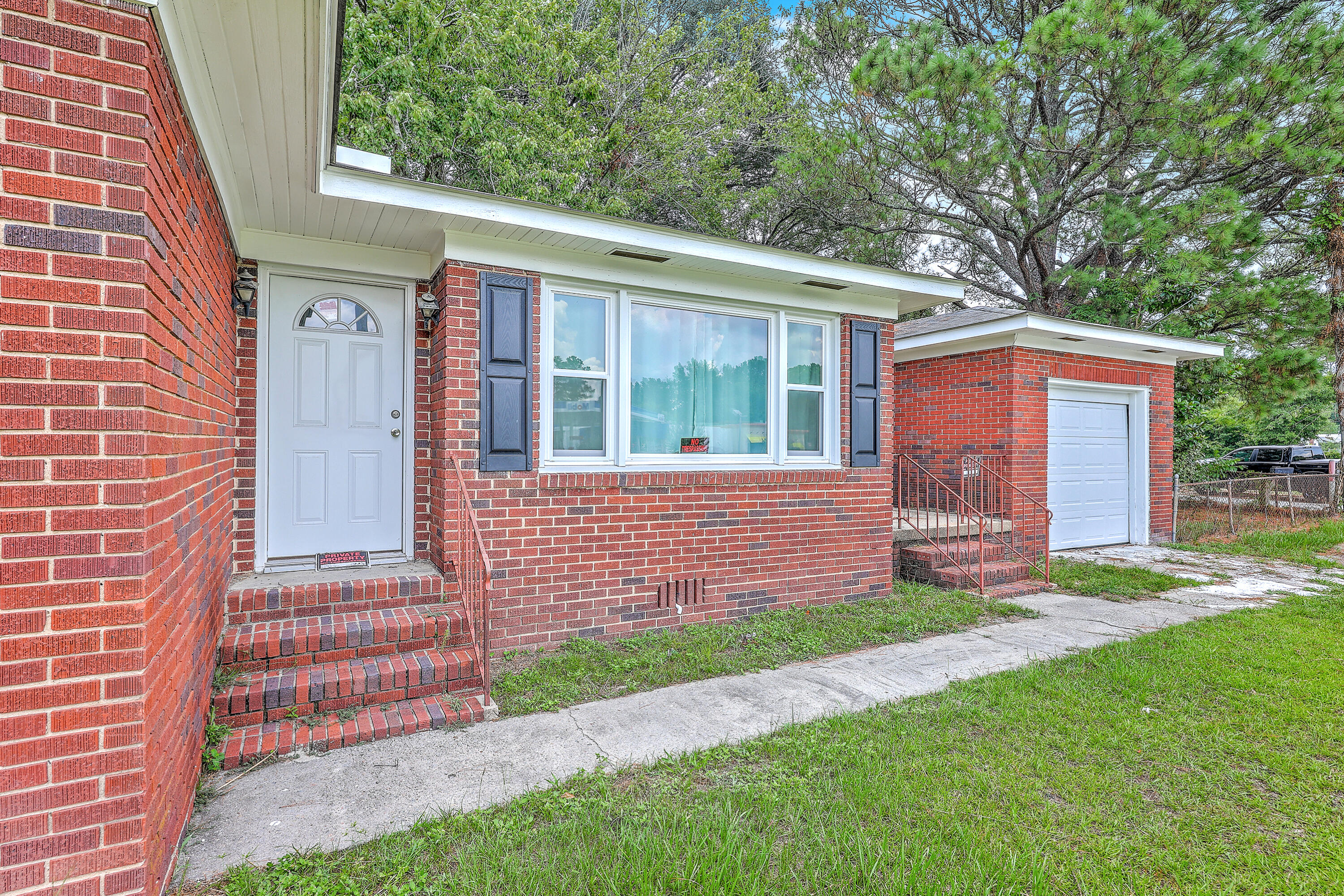 1482 Bells Highway