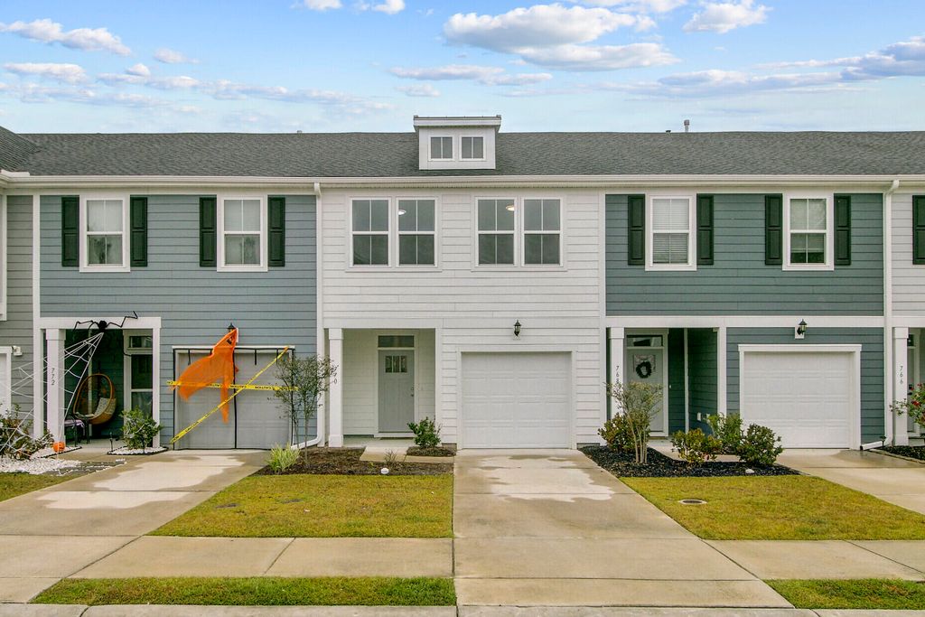 Photo of 770 Trotters Lane, Moncks Corner, SC 29461 (MLS # 25029116)