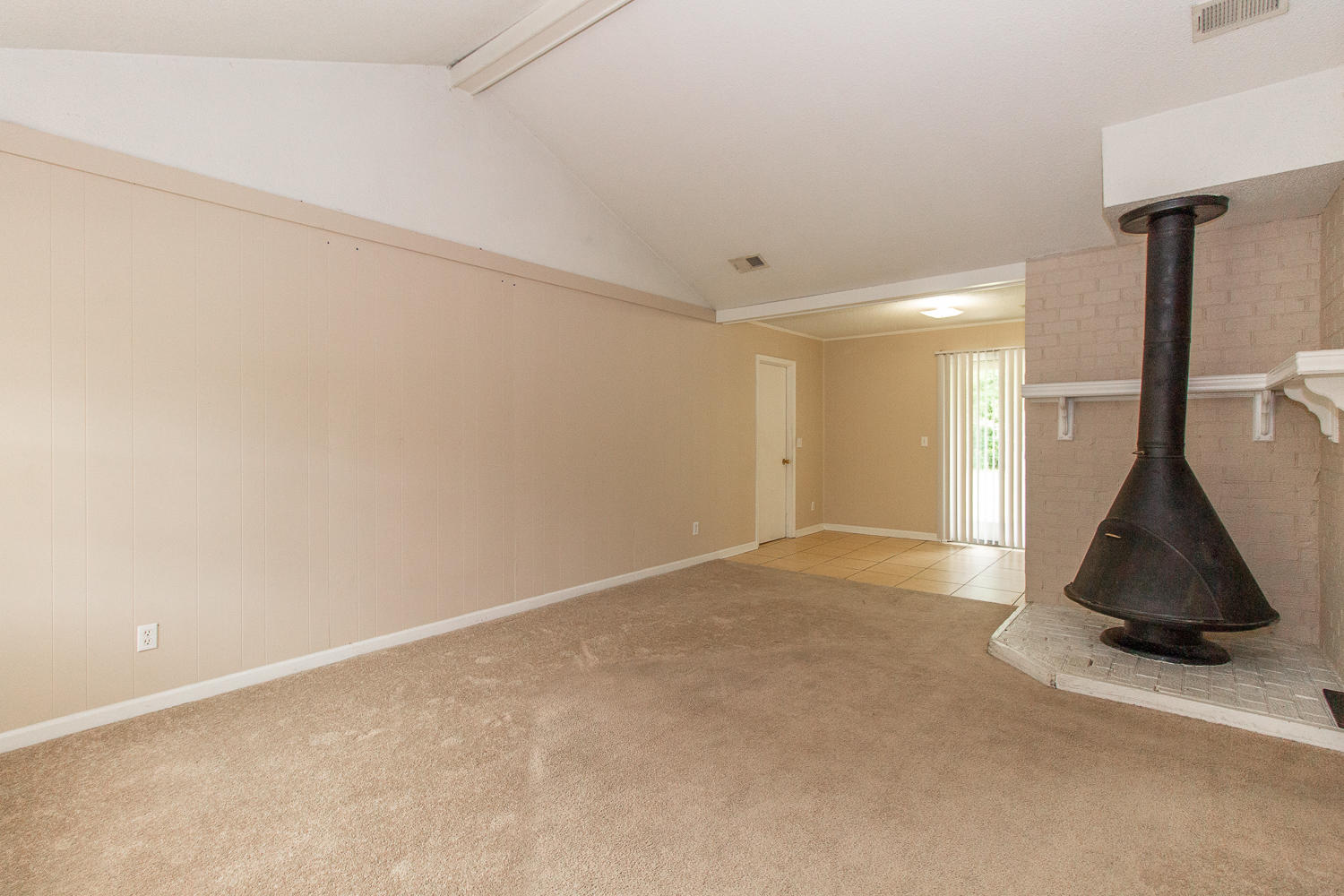 102 Wadmalaw Circle