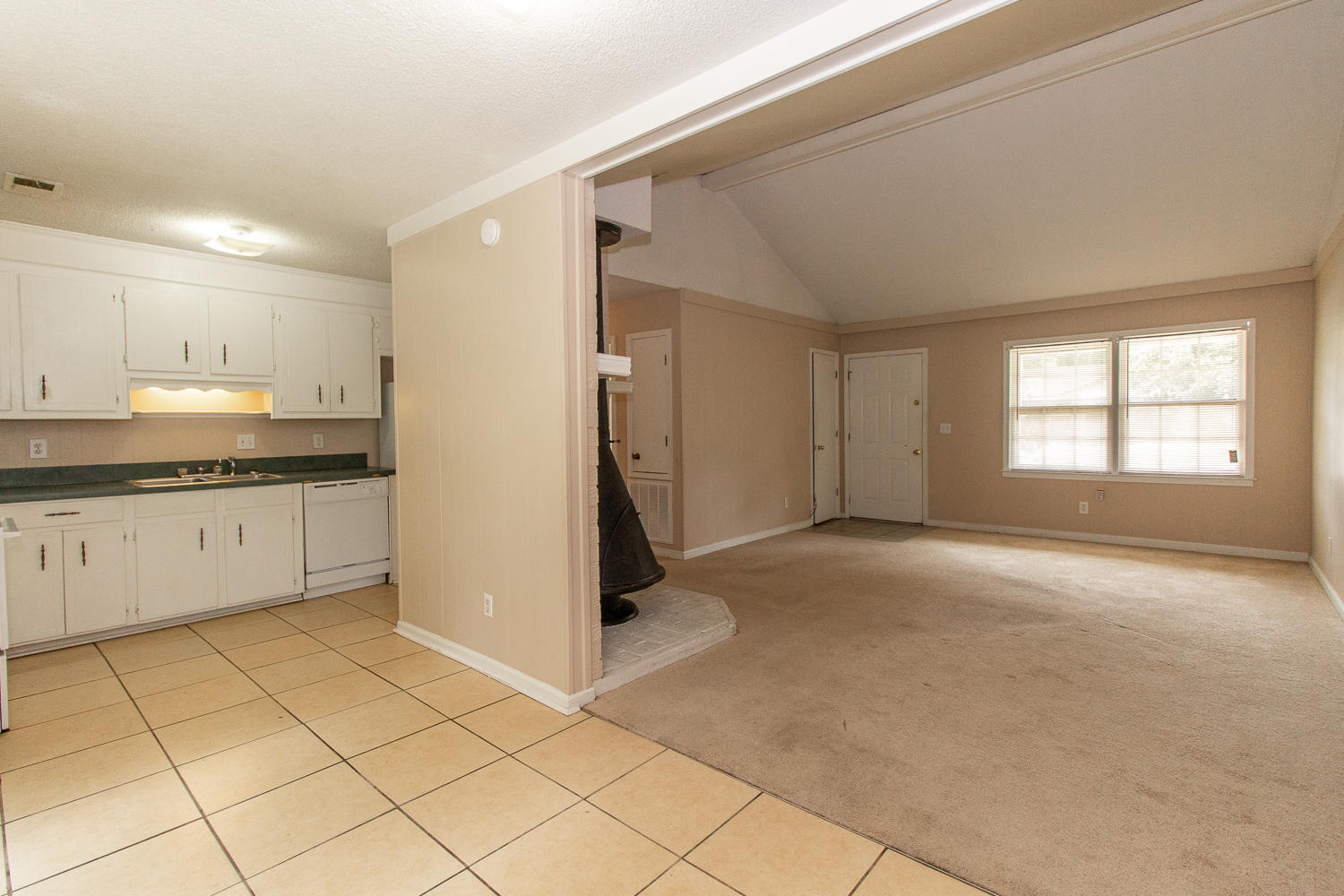 102 Wadmalaw Circle